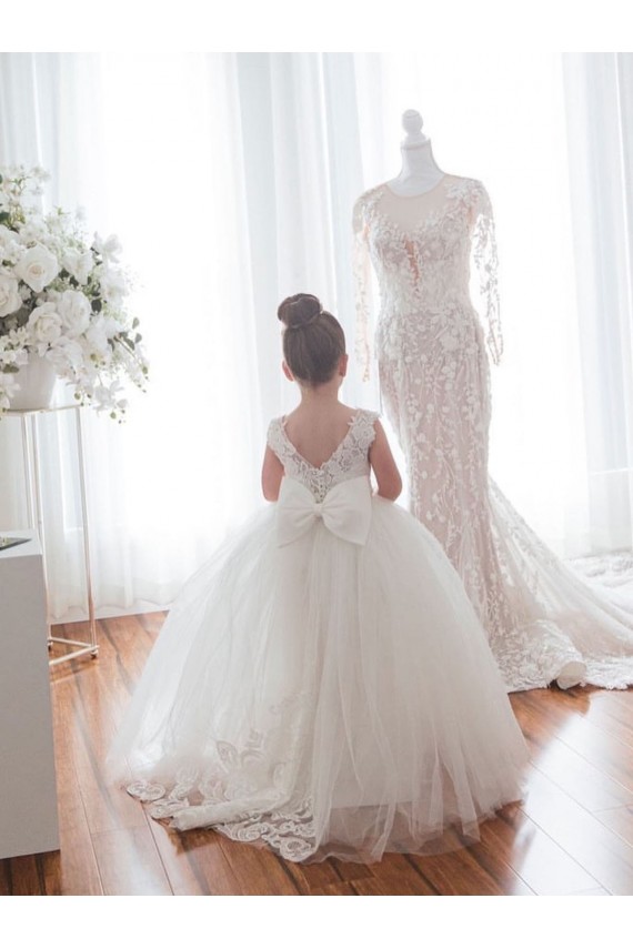 Chapel Train Sleeveless Tulle & Lace Ivory Bateau Neckline Ball Gown Flower Girl Dress Colchester