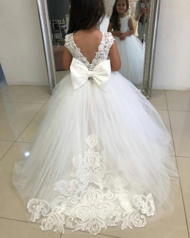 Chapel Train Sleeveless Tulle & Lace Ivory Bateau Neckline Ball Gown Flower Girl Dress Colchester